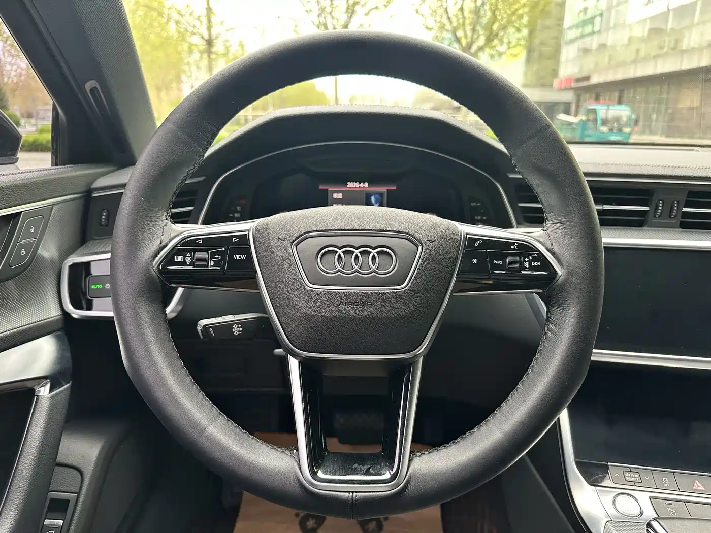 Audi A6L 2019 40 TFSI Luxury Dynamic фото 7