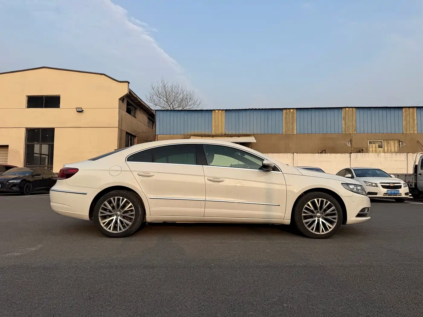 Volkswagen FAW-Volkswagen CC 2016 Model 1.8TSI Luxury фото 17