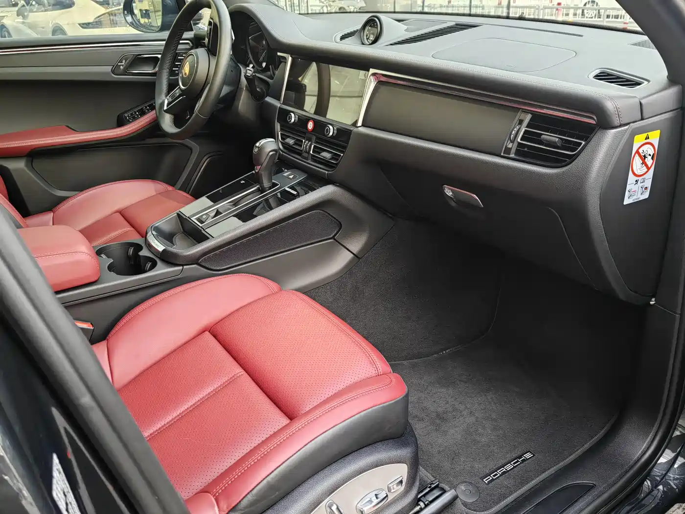 Porsche Macan 2024 Macan 2.0T фото 8