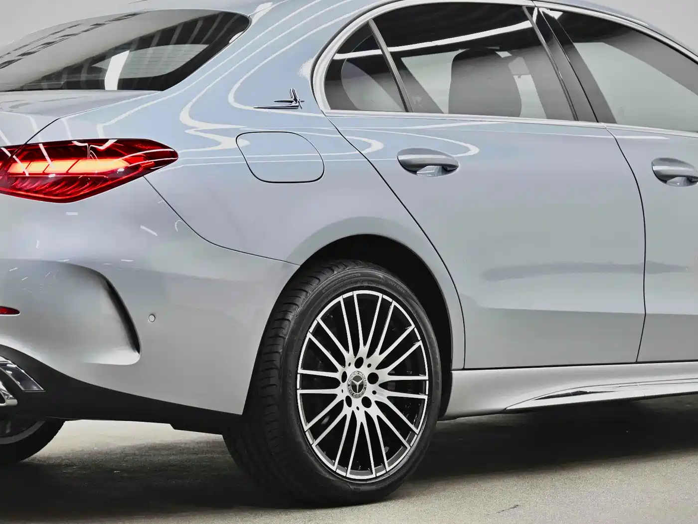 Mercedes-Benz C-Class 2024 C 260 L Sport фото 4