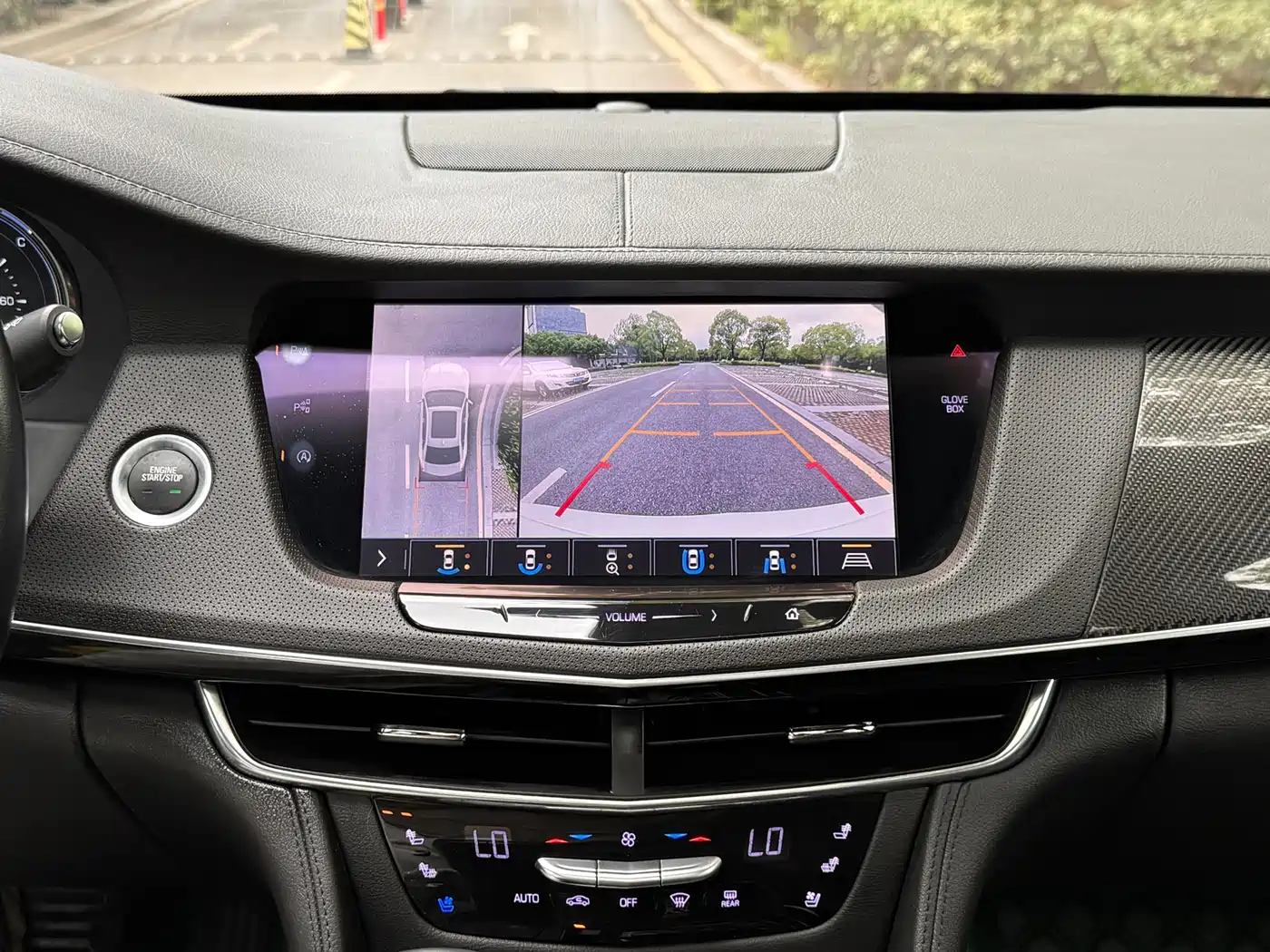 Cadillac CT6 2019 28T Leading Sport Model фото 14