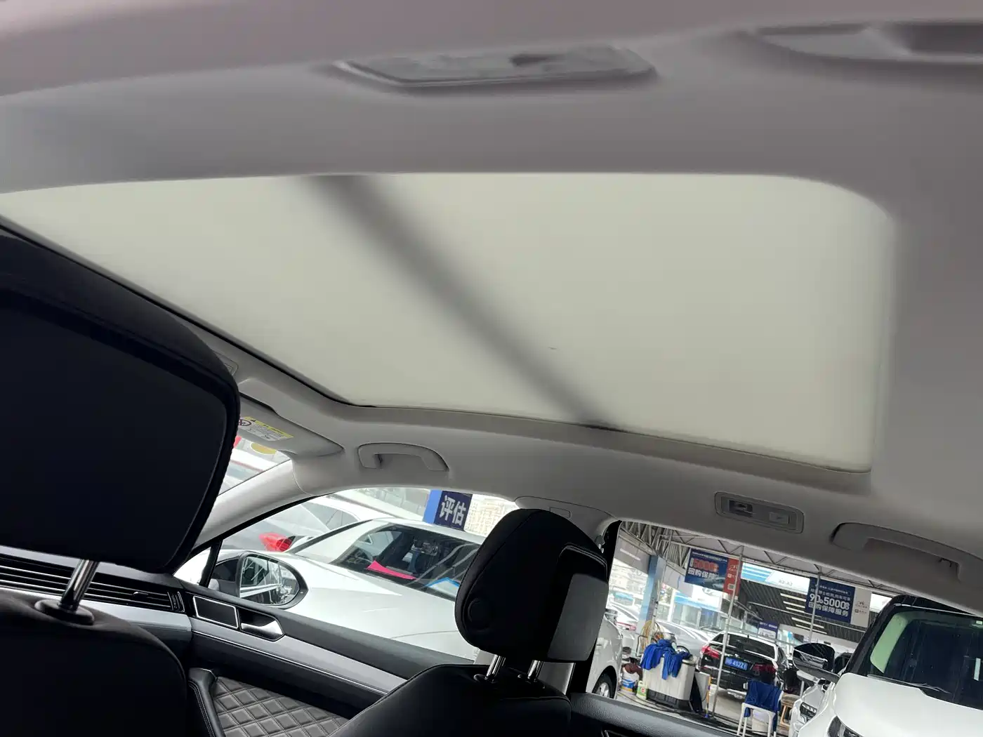 Volkswagen Magotan 2023 Model 2 Million Commemorative Edition 330TSI DSG Luxury фото 7