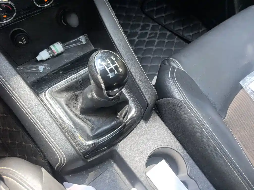 Bisu Auto Bisu M3 2017 2017 1.5L Luxury Edition