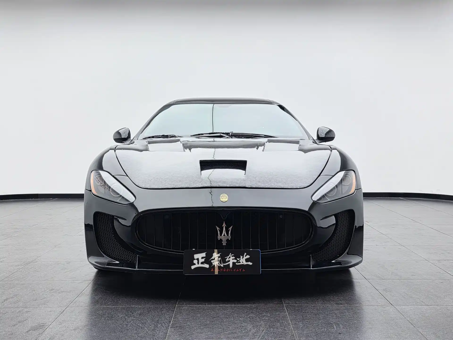 صورة 5 - Maserati GranTurismo