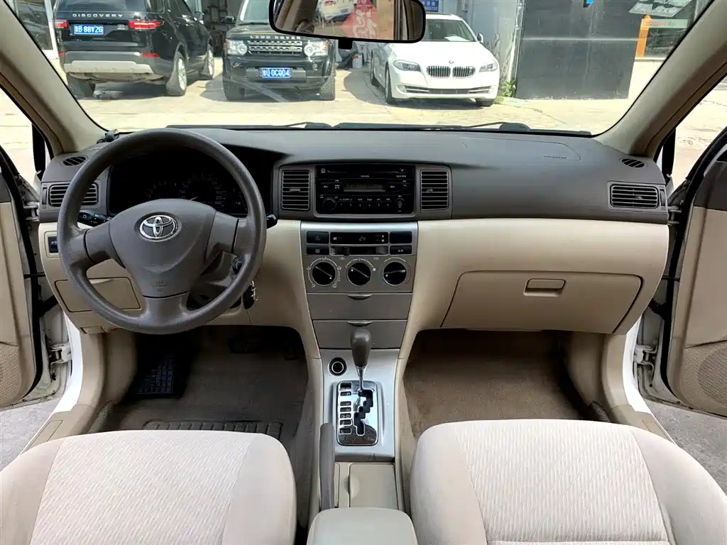 Toyota Corolla 2011 1.6L Automatic Classic Edition фото 6