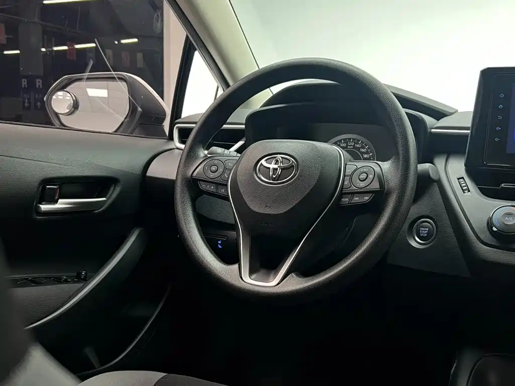 Toyota Corolla 2023 1.2T Pioneer Edition фото 16