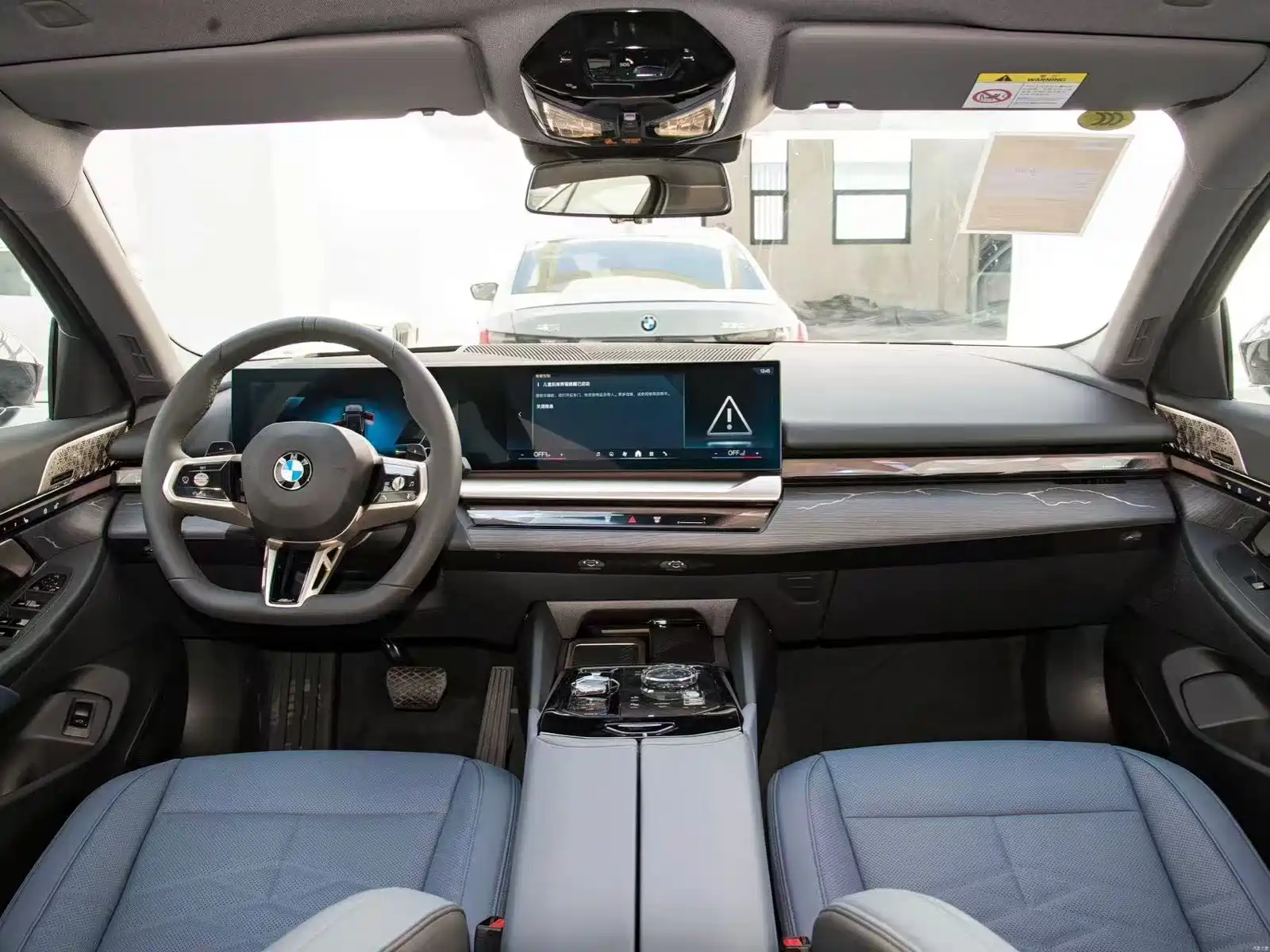 Фото 2 - BMW 5 Series
