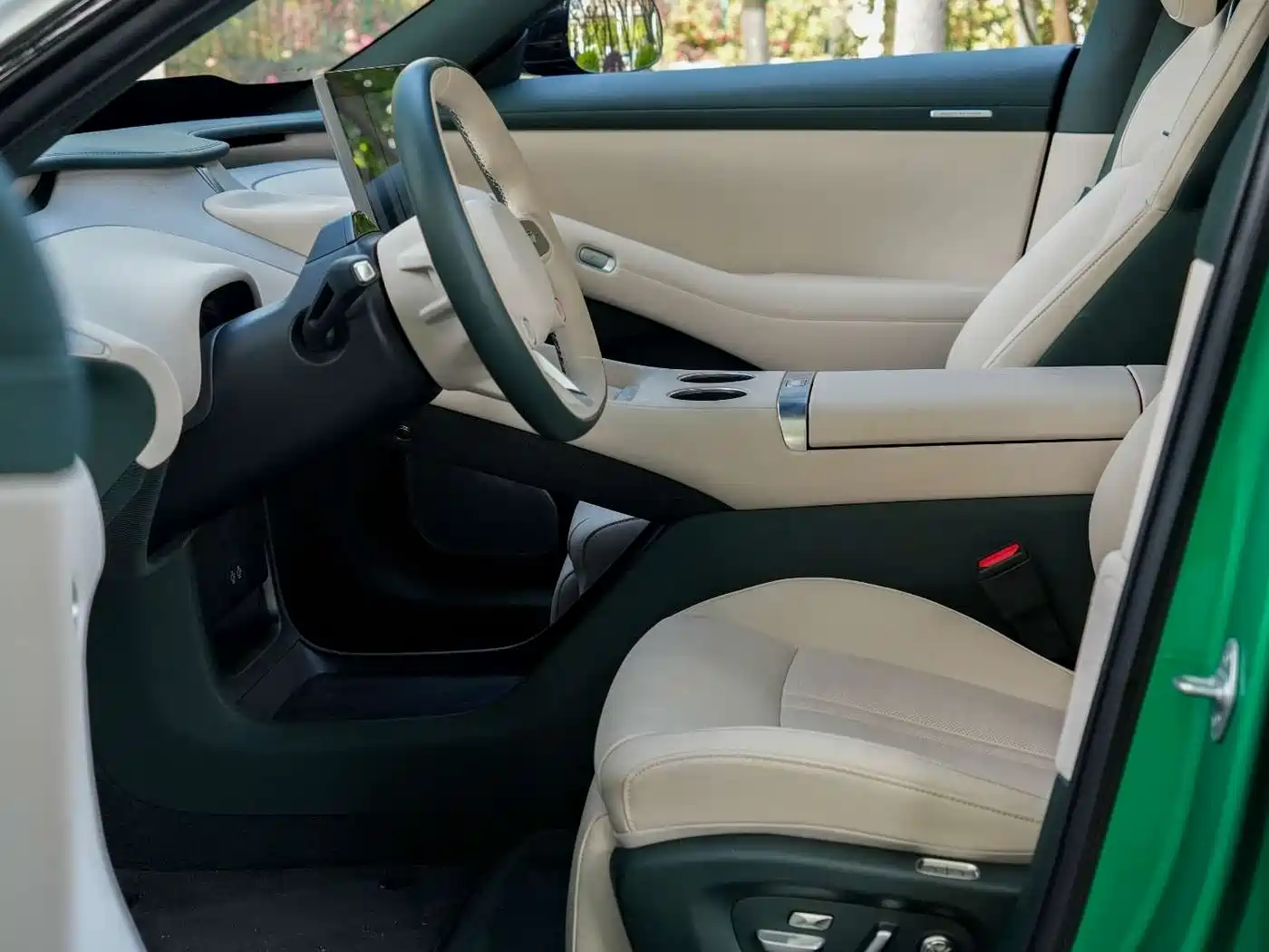 Xiaomi Auto Xiaomi YU7 2025 Extended Range AWD Pro фото 14