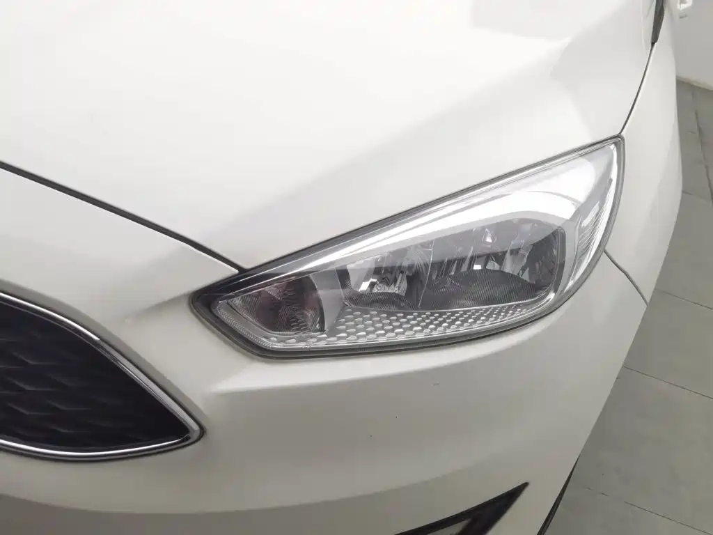 Ford Focus 2018 2018 Hatchback Classic 1.6L Automatic Comfort Smart Edition