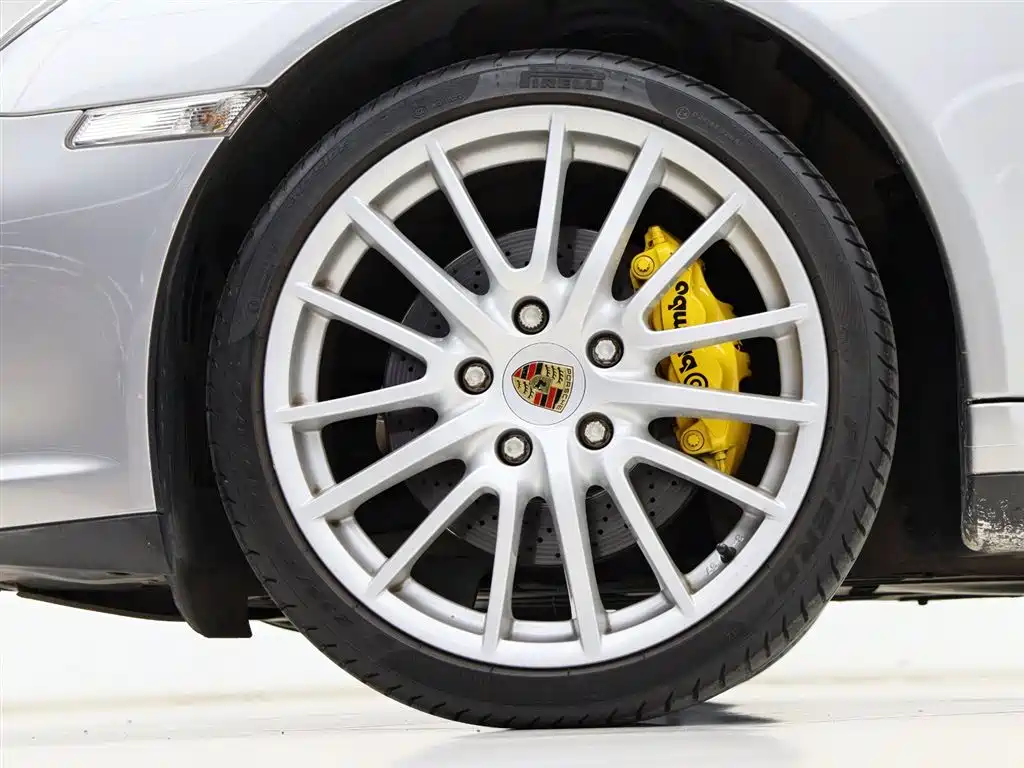 Porsche 911 2010 Targa 4 3.6L фото 28