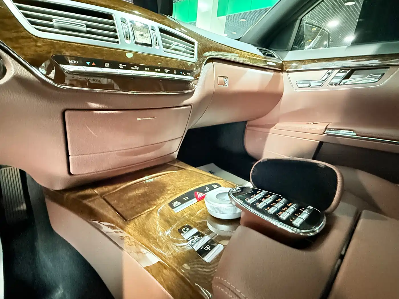 Mercedes-Benz S-Class 2012 S 300 L Business Grand Edition фото 13