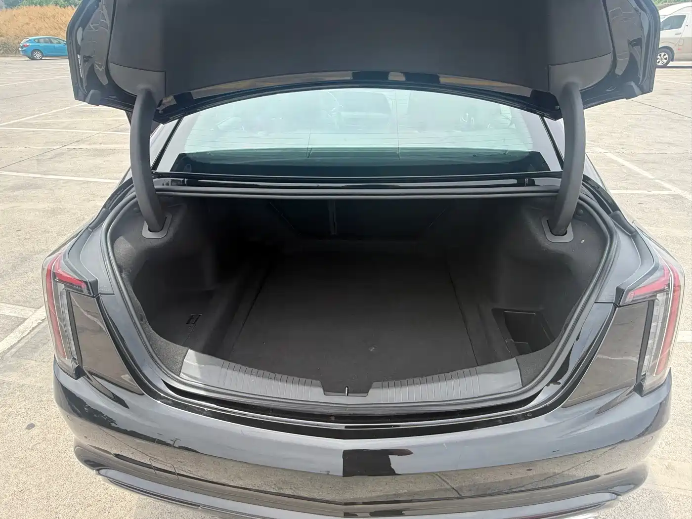 Cadillac CT5 2025 Model 28T Track Performance Edition фото 7