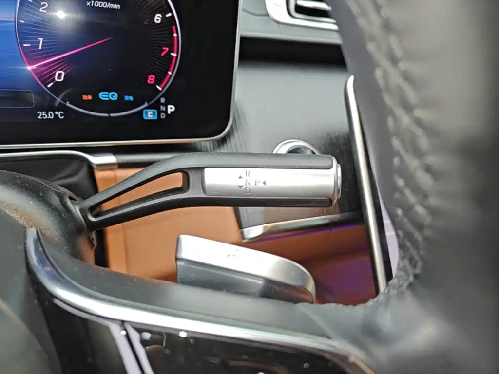 صورة 14 - Mercedes-Benz S-Class
