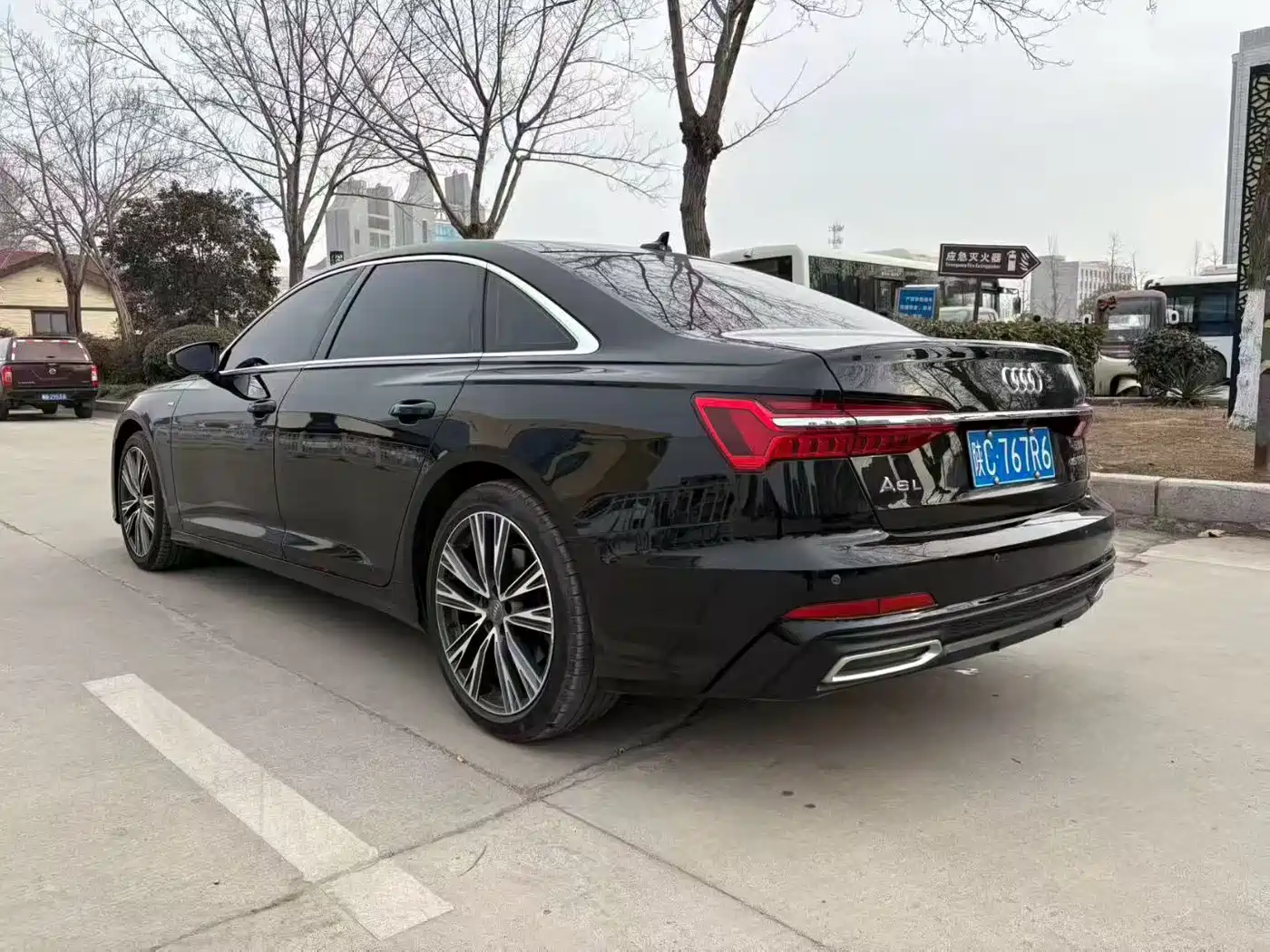 Audi A6L 2022 45 TFSI Premium Elegance фото 6