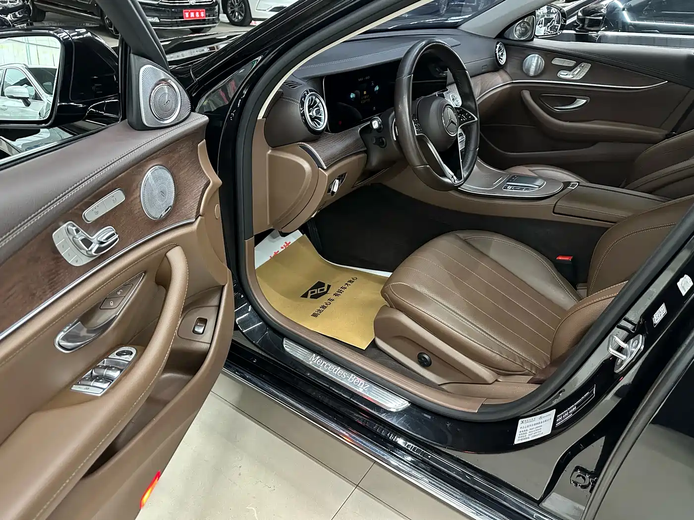 Mercedes-Benz E-Class 2021 E 300 L Fashion фото 4