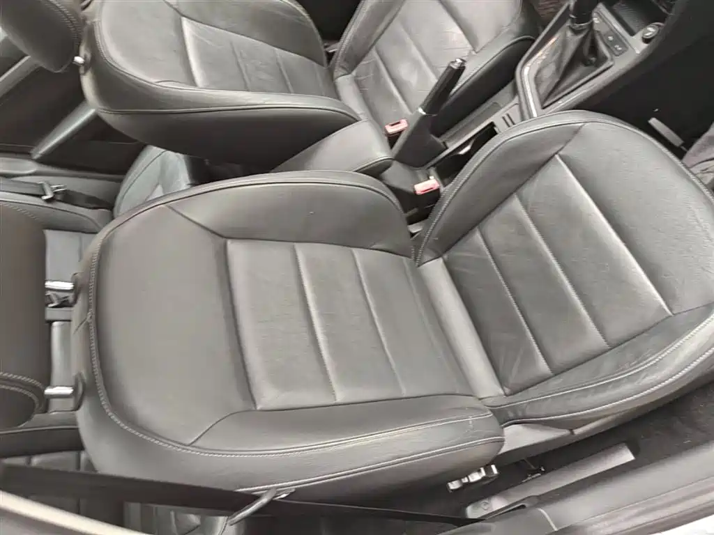 Volkswagen Lavida 2015 230TSI DSG Comfort Edition фото 25