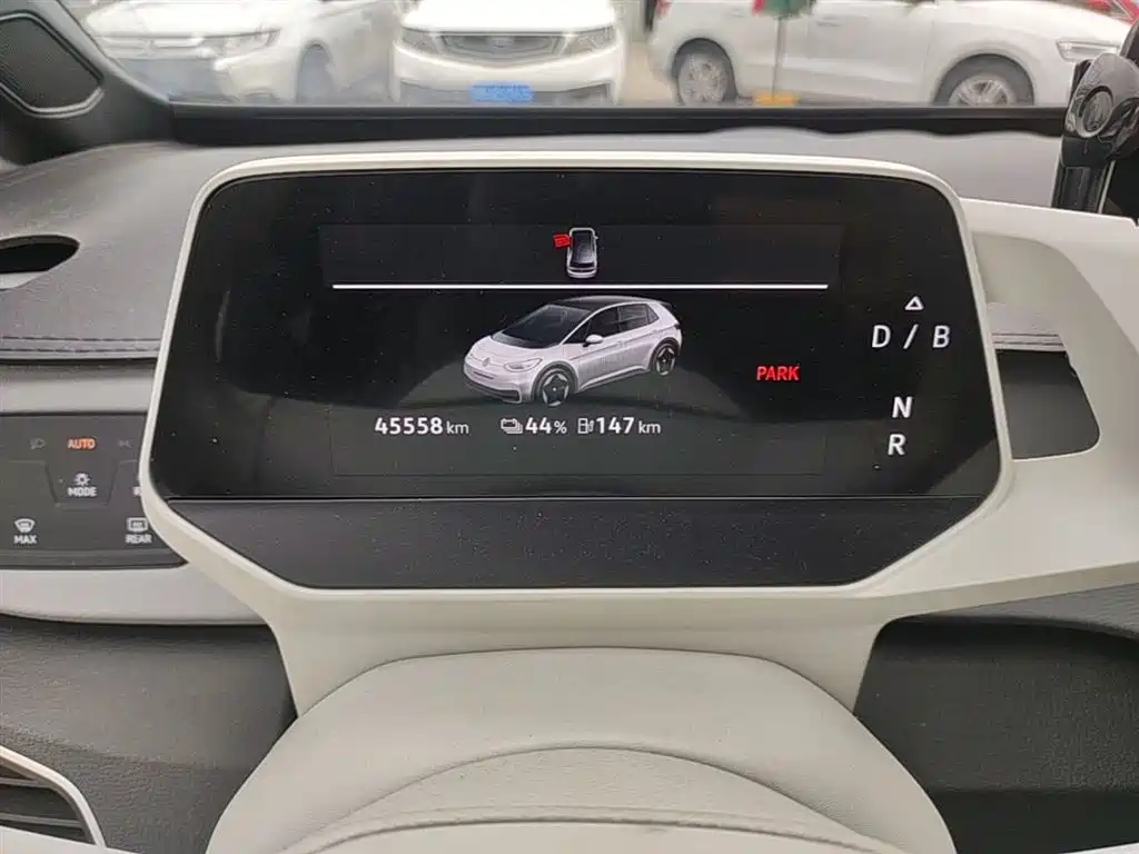Volkswagen ID.3 2023 Upgraded Pure Intelligence Edition фото 12