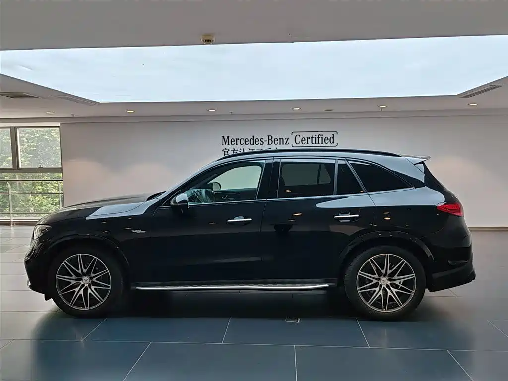 MERCEDES-BENZ GLC AMG