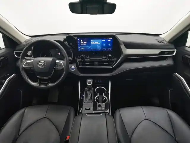 Toyota Highlander 2022 Model Dual Engine 2.5L 4WD Premium Edition 7-Seater — фото 5