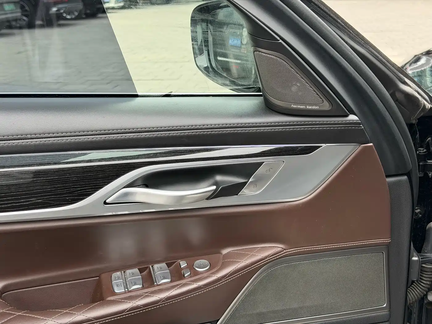 BMW 7 Series 2021 Model 740Li Leading Luxury Package фото 7