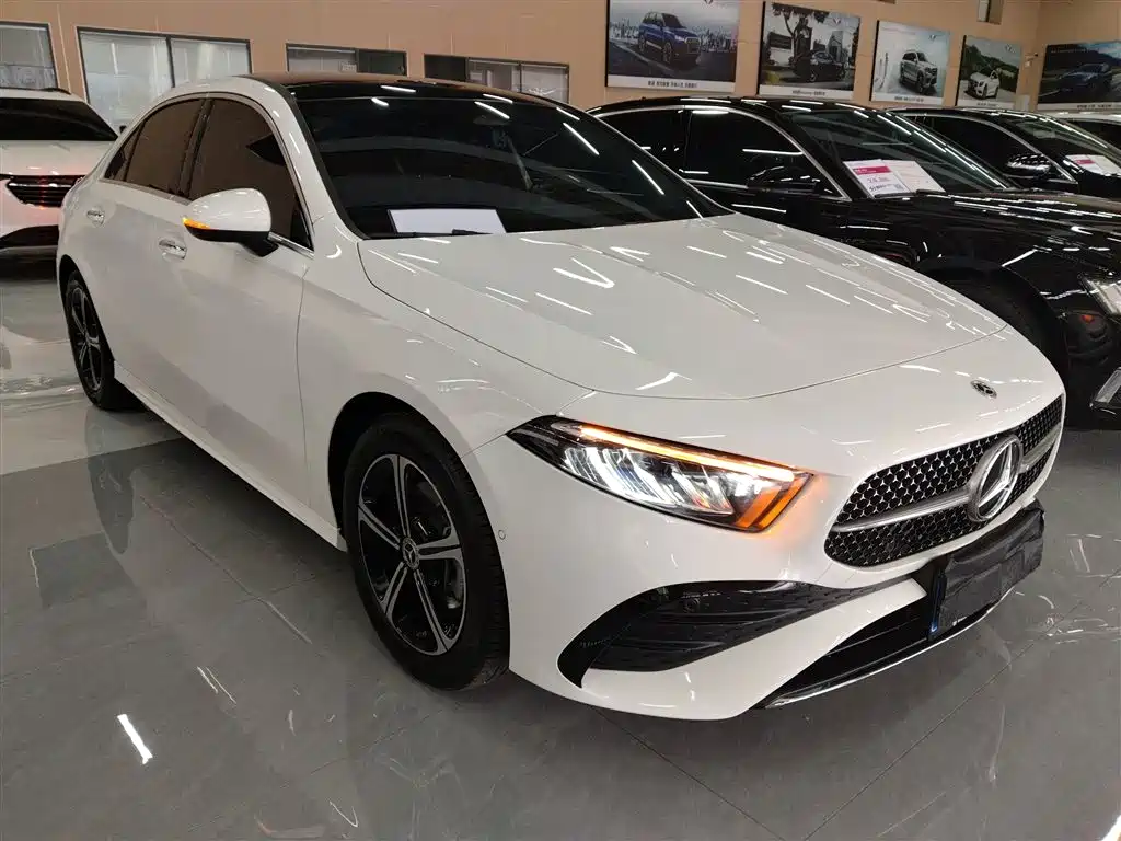 Mercedes-Benz A-Class 2025 2025 A 200 L Fashion Edition