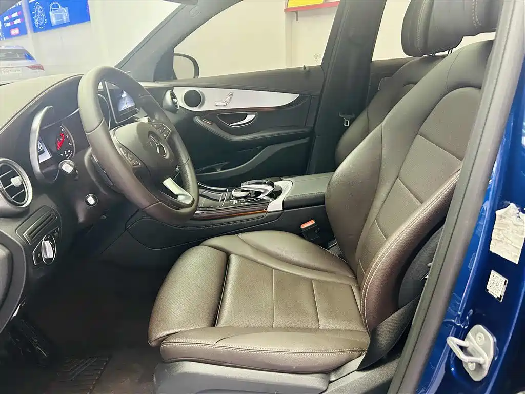 Mercedes-Benz GLC 2019 Model GLC 200 L 4MATIC фото 19