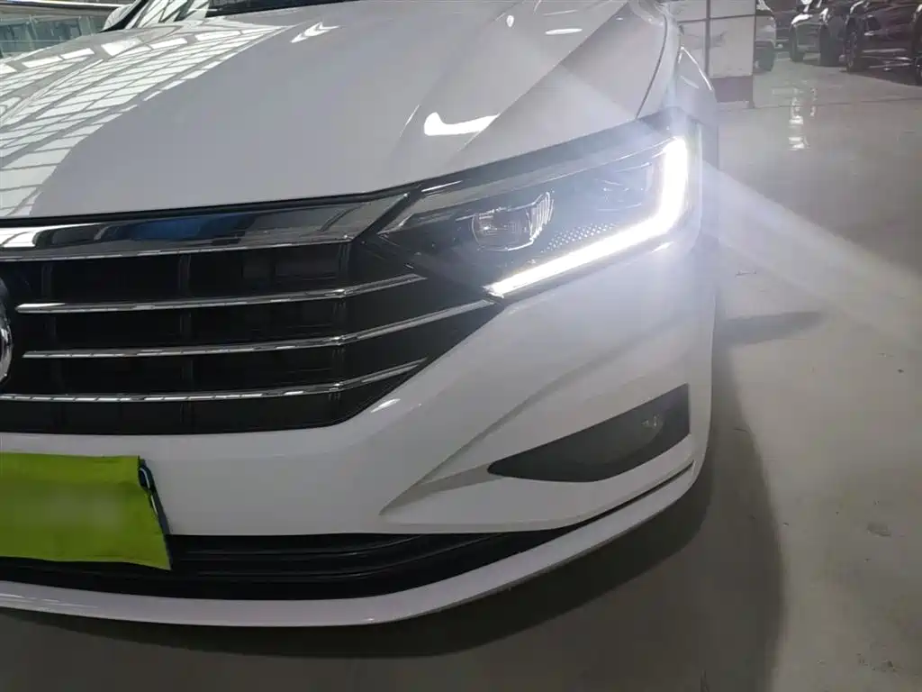 Volkswagen Sagitar 2021 280TSI DSG 30th Anniversary Edition фото 24