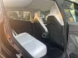 Фото 11 - Tesla Model 3