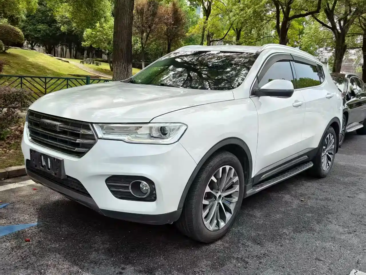 Photo 3 - Haval H6