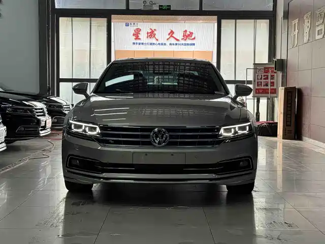 Volkswagen Phideon 2019 380TSI 2WD Luxury Flagship Edition China V — фото 2