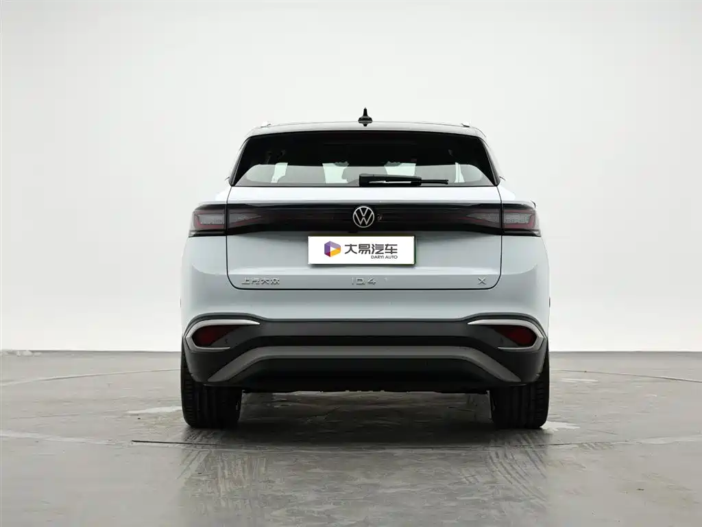 Volkswagen ID.4 X 2022 Pure Long Range Edition фото 4