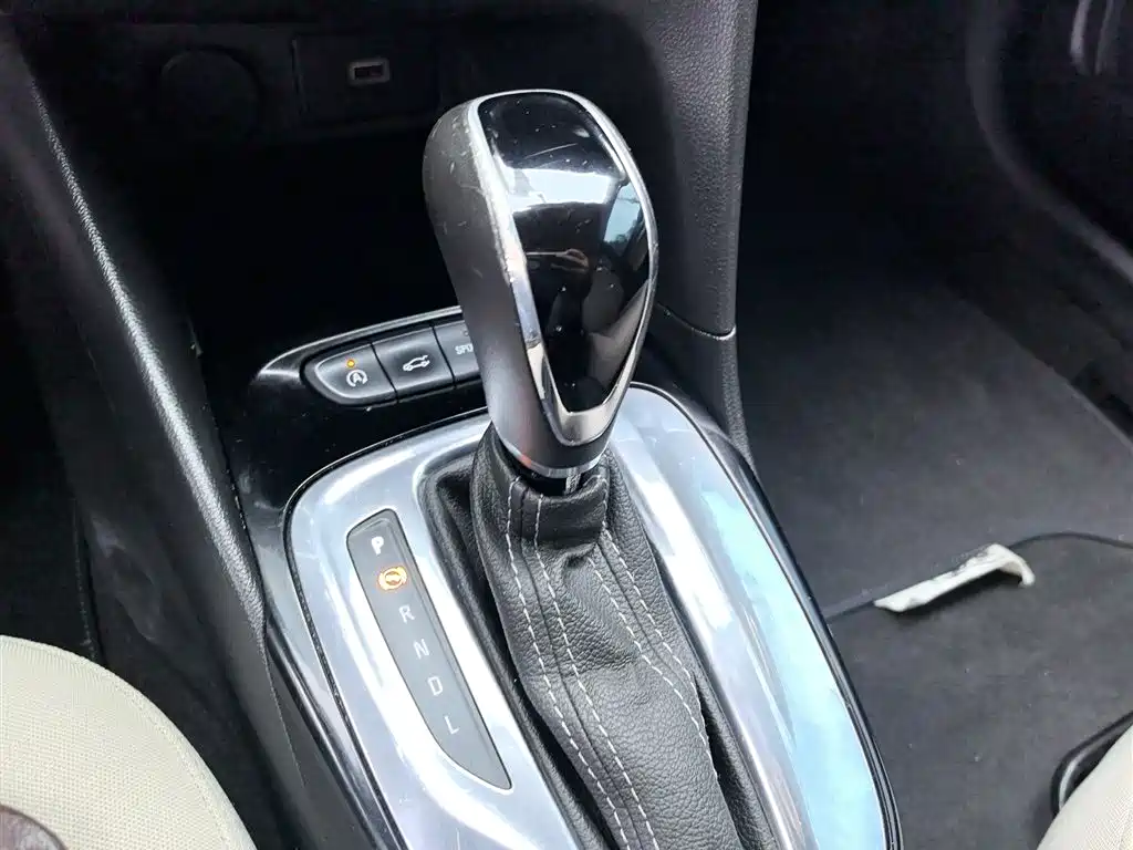 Buick Excelle 2018 15N CVT Elite фото 7