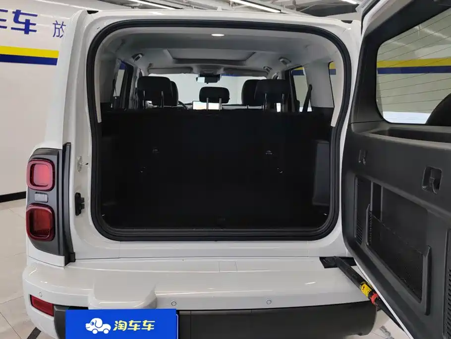 Haval H9 2025 2024 2.0T Gasoline AWD Pioneer Edition