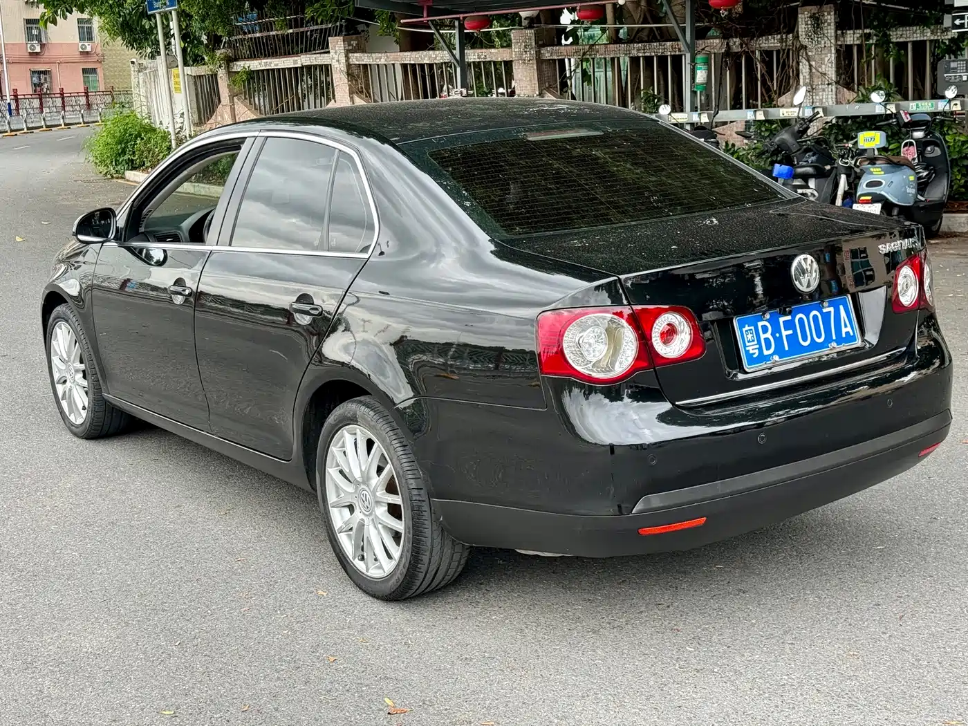 Volkswagen Sagitar 2009 Model 1.8TSI Automatic Champion Edition фото 6
