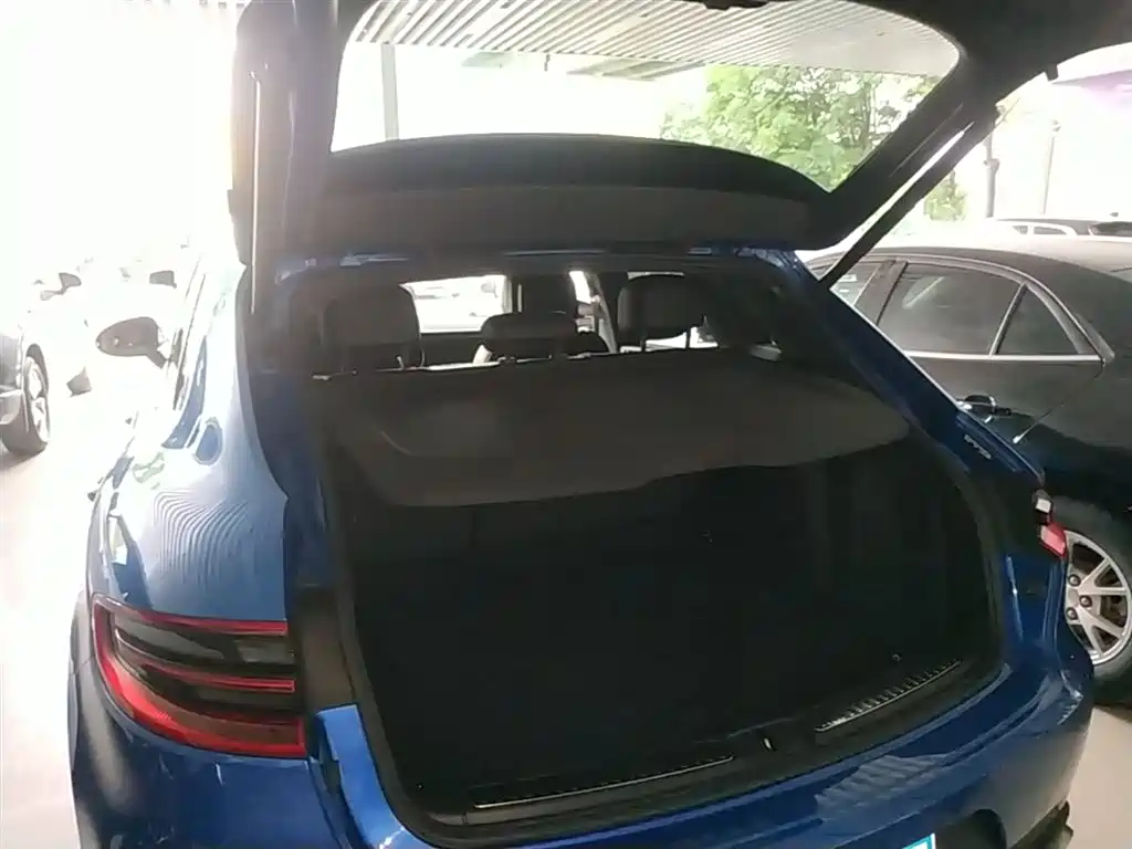 Porsche Macan 2017 Macan 2.0T фото 19