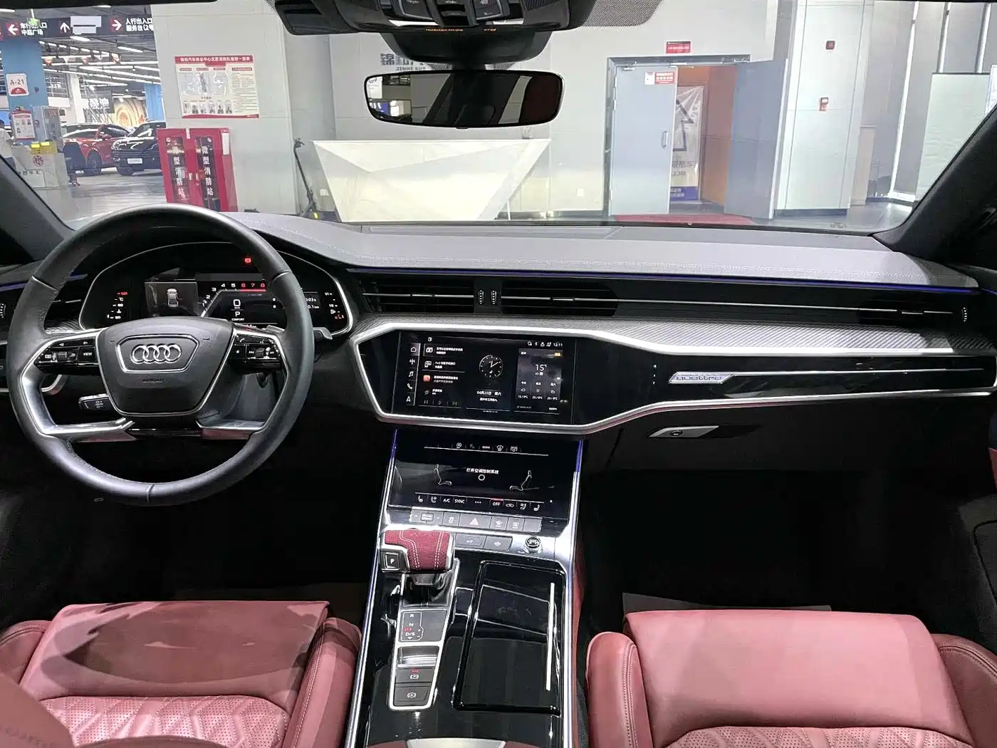 Audi A7L 2023 55 TFSI quattro S-line Black Warrior Edition фото 5