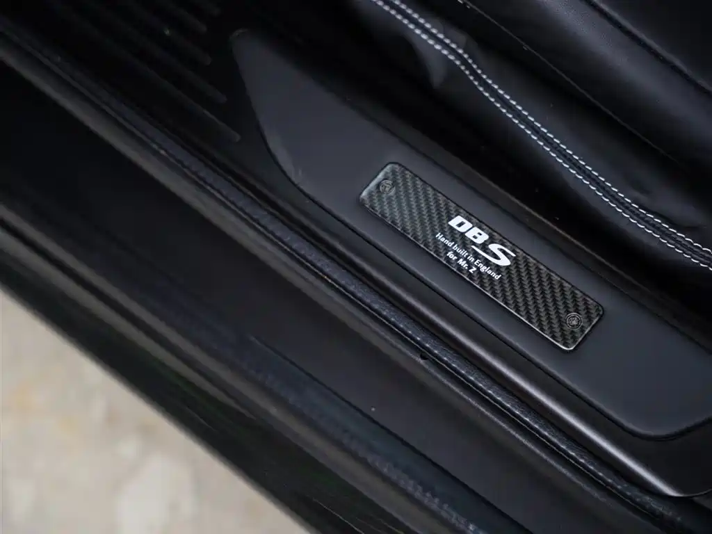 Aston Martin DBS 2010 2009 6.0 Touchtronic Coupe