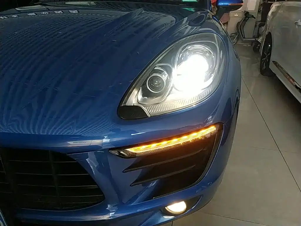 Porsche Macan 2017 Macan 2.0T фото 24