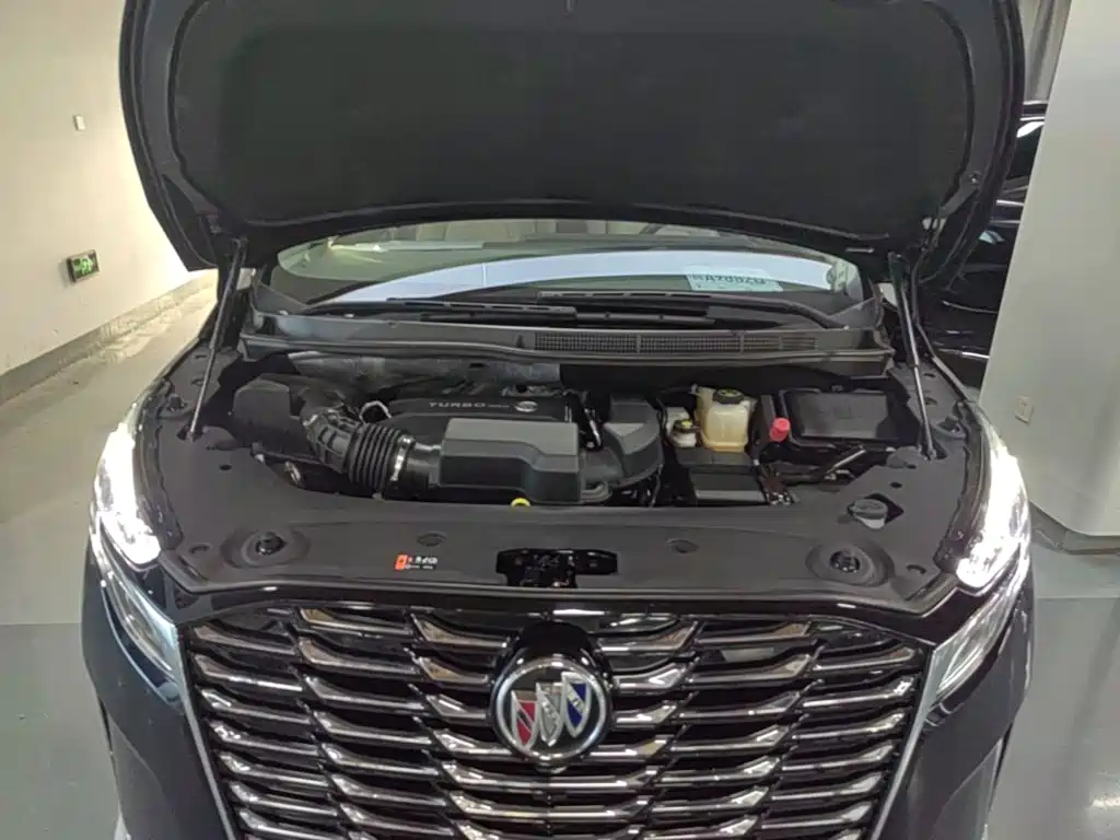 Фото 20 - Buick GL8