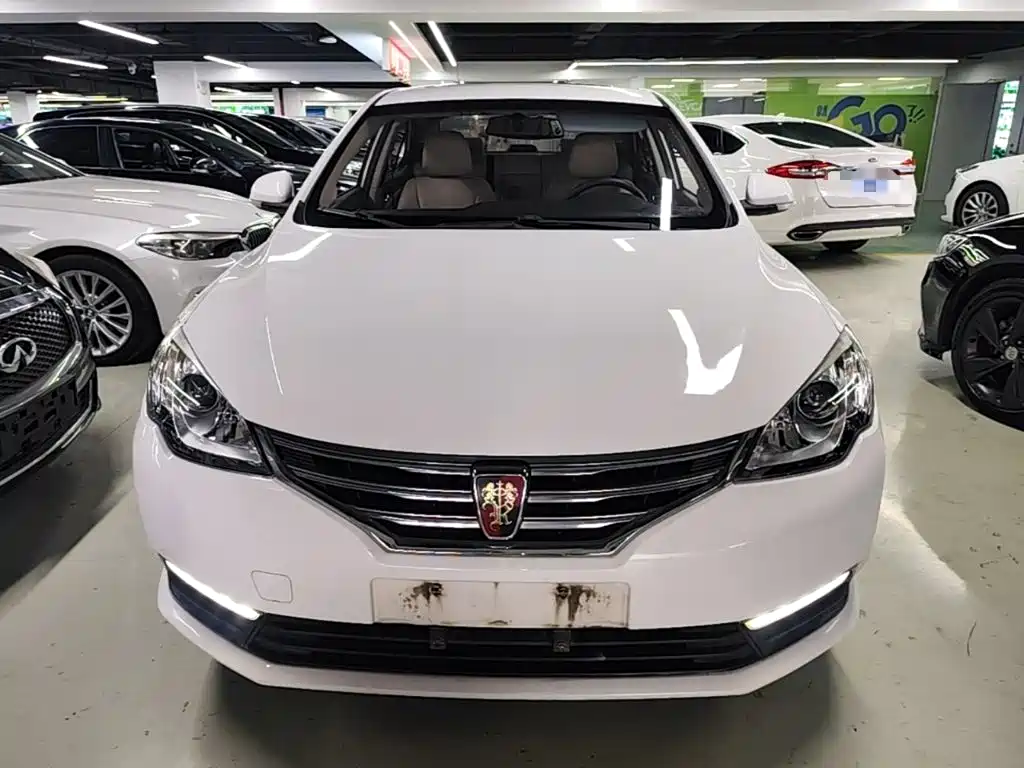 Фото 3 - Roewe 360