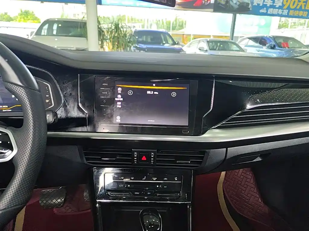 Volkswagen Passat 2024 380TSI Elite Edition фото 13