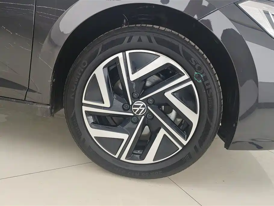 Volkswagen Sagitar 2024 300TSI DSG Surpass Edition фото 6