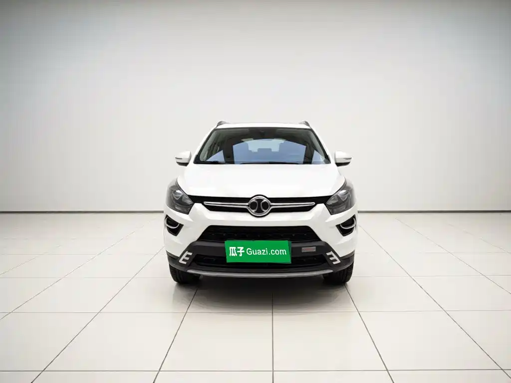 BAIC Senova X25 2016 2015 1.5L Automatic Elite