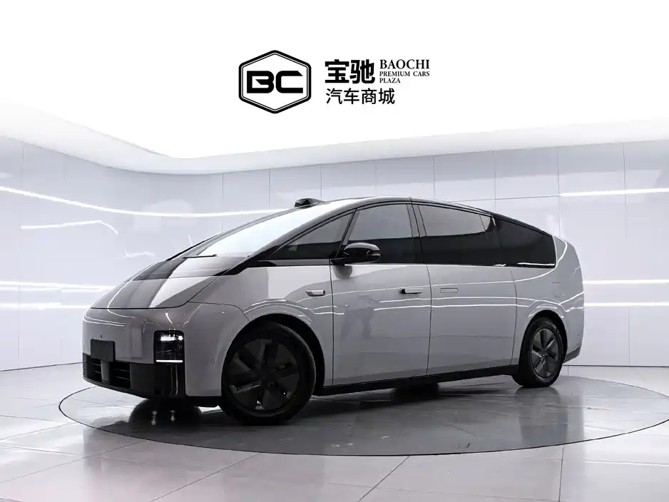 Li Auto MEGA 2024