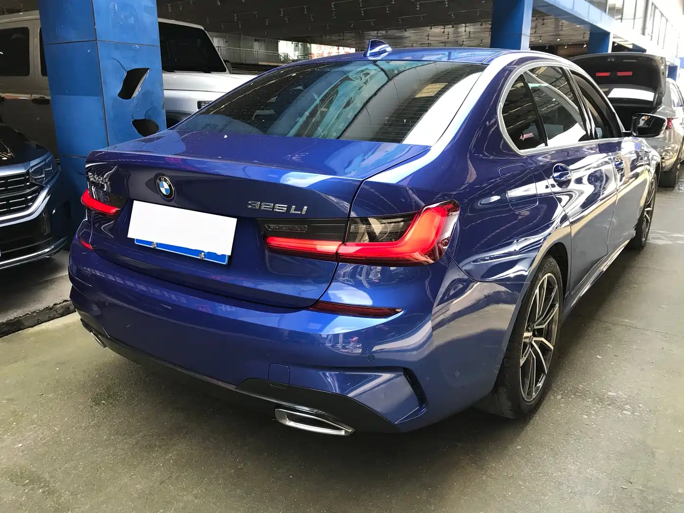BMW 3-SERIES