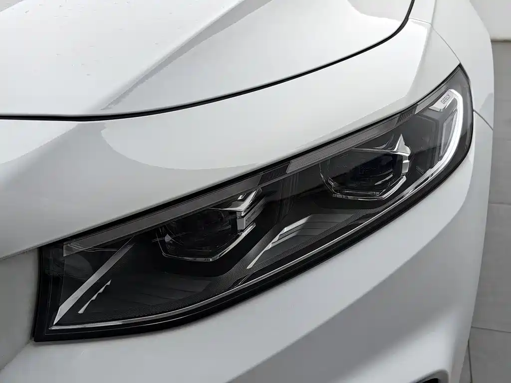 Фото 7 - Geely Preface