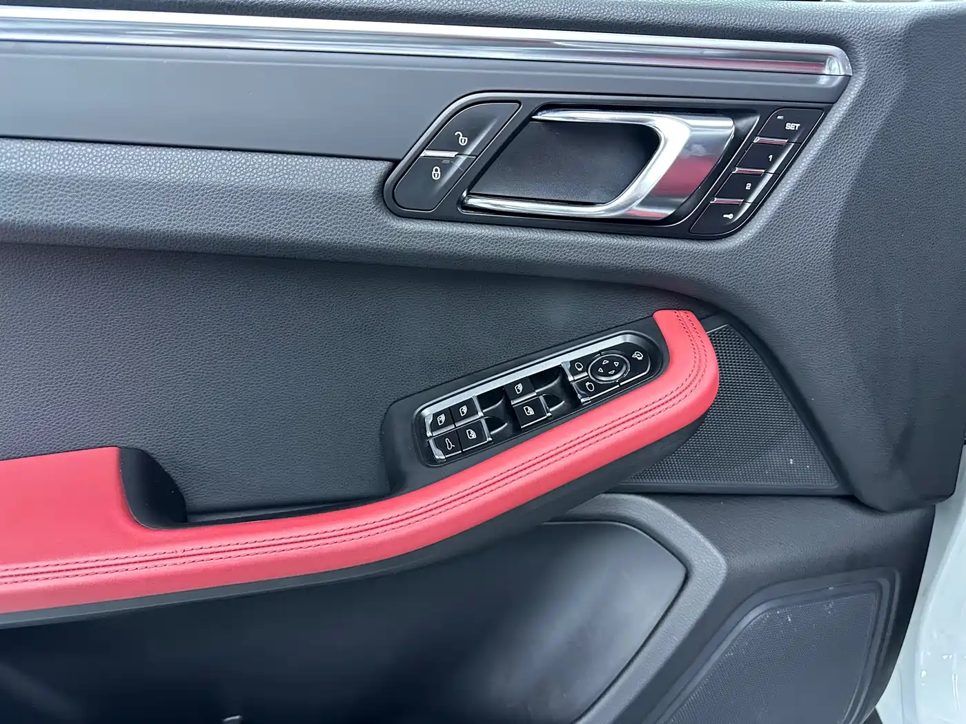 Porsche Macan 2018 Macan 2.0T фото 7