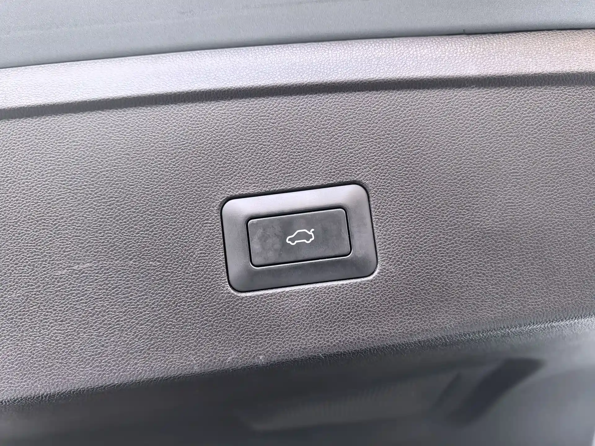 Фото 10 - Chery Tiggo 8L