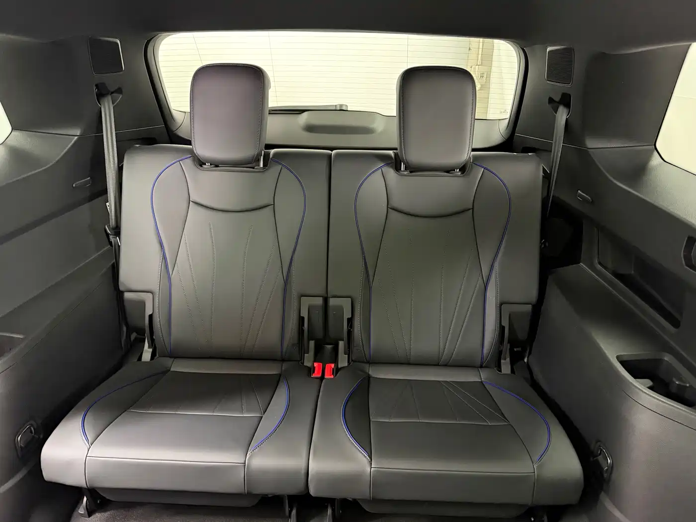 Volkswagen Teramont 2025 Teramont Pro 450TSI 4WD Summit Edition фото 12