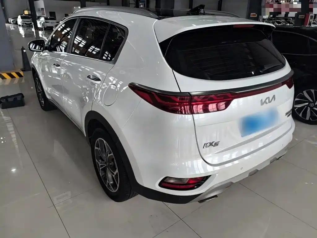 Kia KX5 2022 2021 1.6T Automatic 2WD Luxury Version